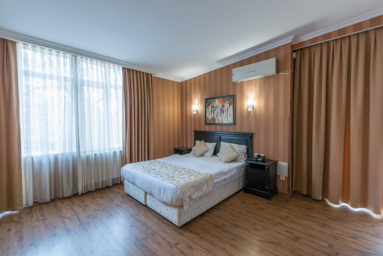 Garden View Hotel Tbilisi Exterior photo